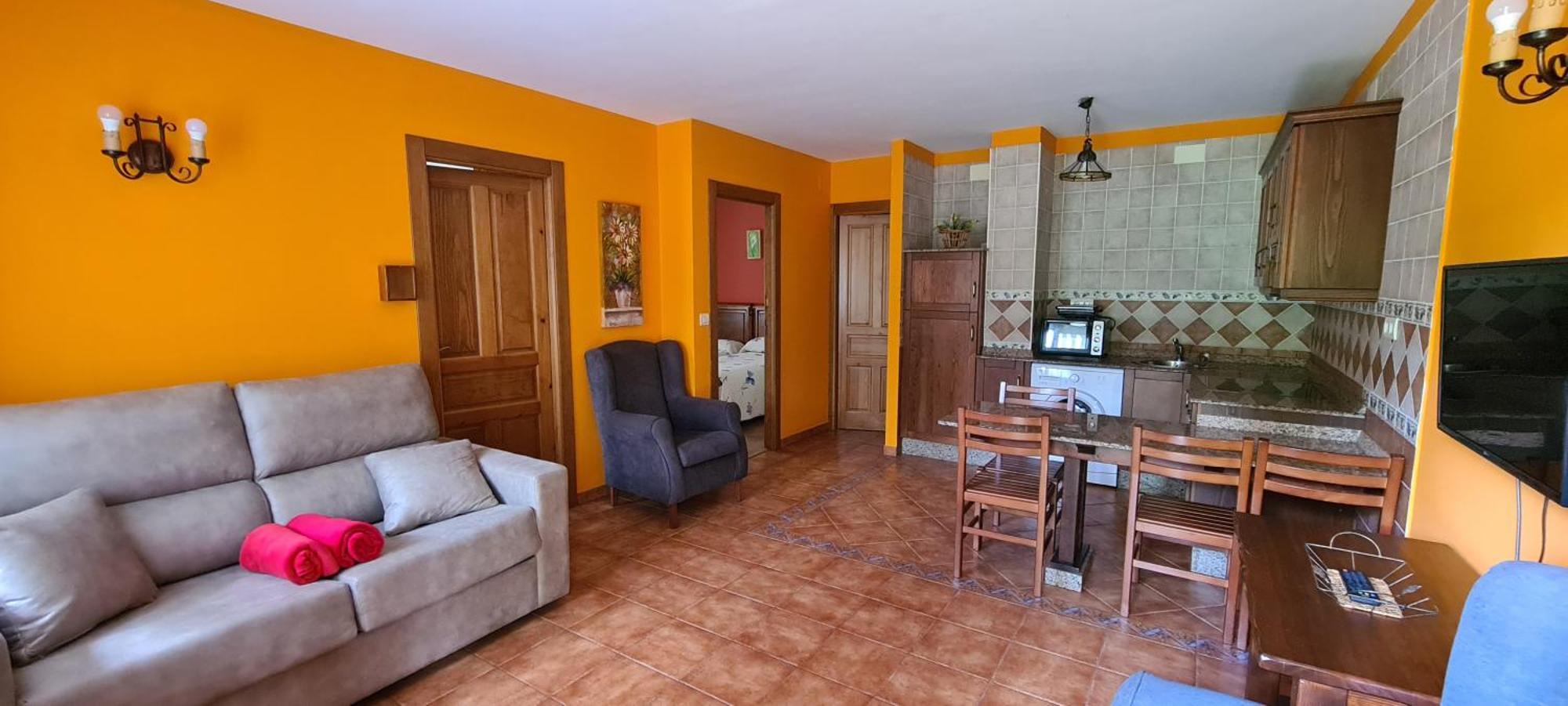 Apartamentos La Corona - Cabrales Carrena de Cabrales Exterior photo